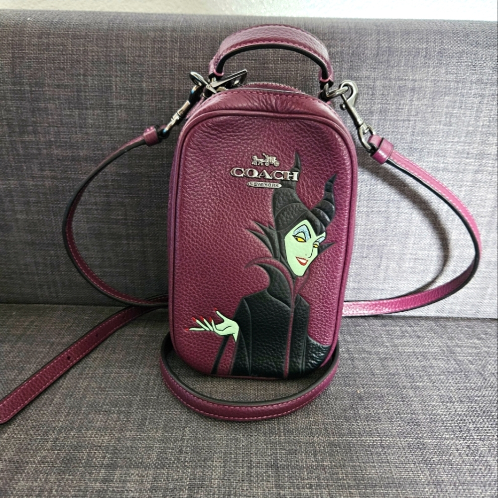 Coach Villians crossbody